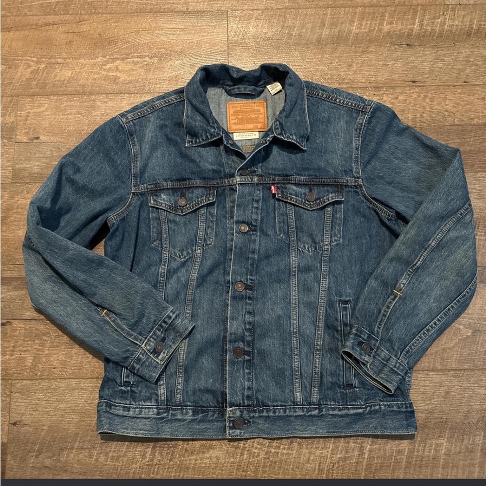 Levi’s Denim jacket size large